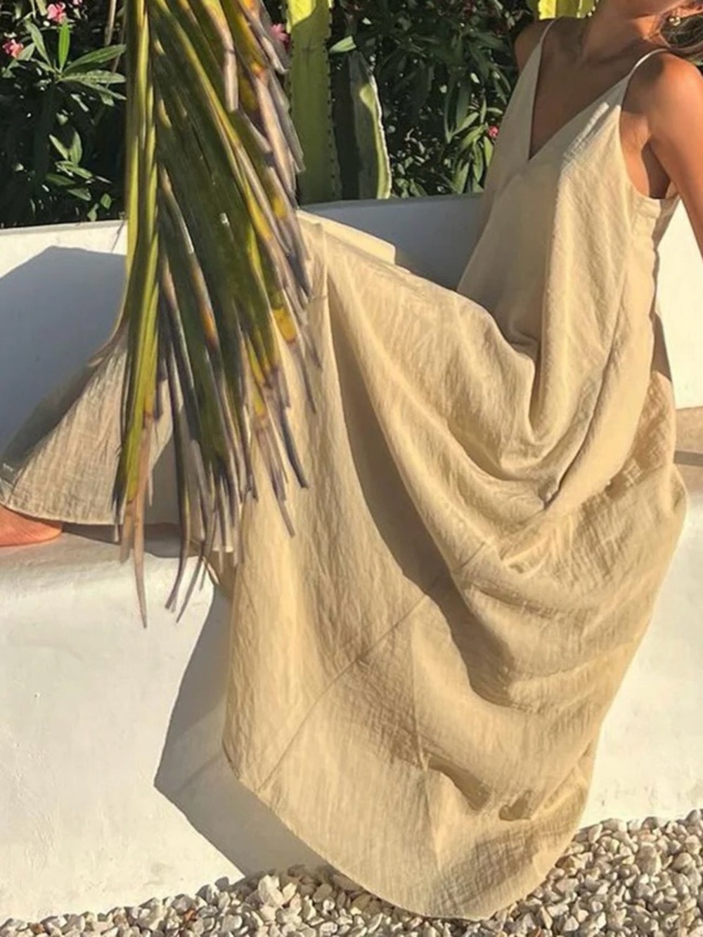 Commense Apricot Light Beige Flowy Maxi Dress Relaxed V-Neck Small NWT - Picture 4 of 11